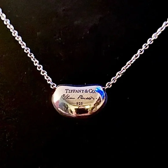 Tiffany - Elsa Peretti Bean Silver Necklace - Picture 4 of 4